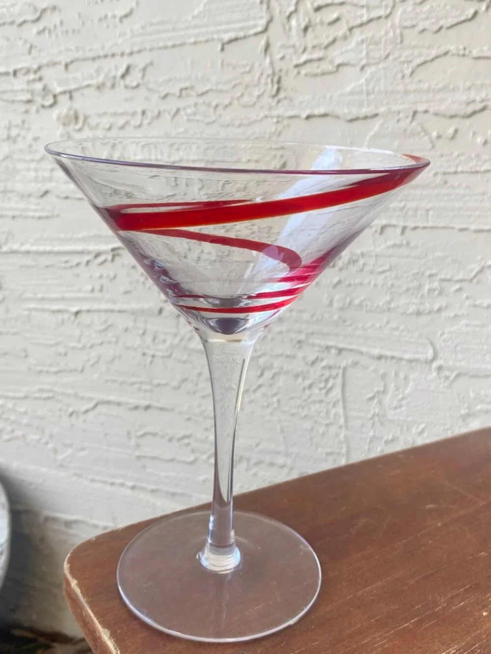 Martini Glass Swirline Red Pier 1 Swirl‎ Line Cosmopolitan Handblown Pier1 NLA
